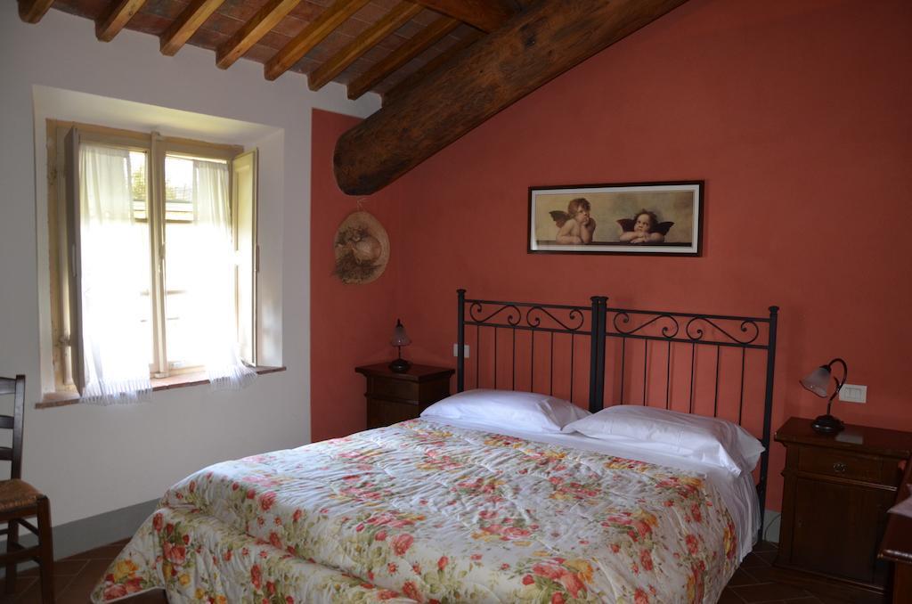 Agriturismo Al Podere Di Rosa Λούκα Δωμάτιο φωτογραφία
