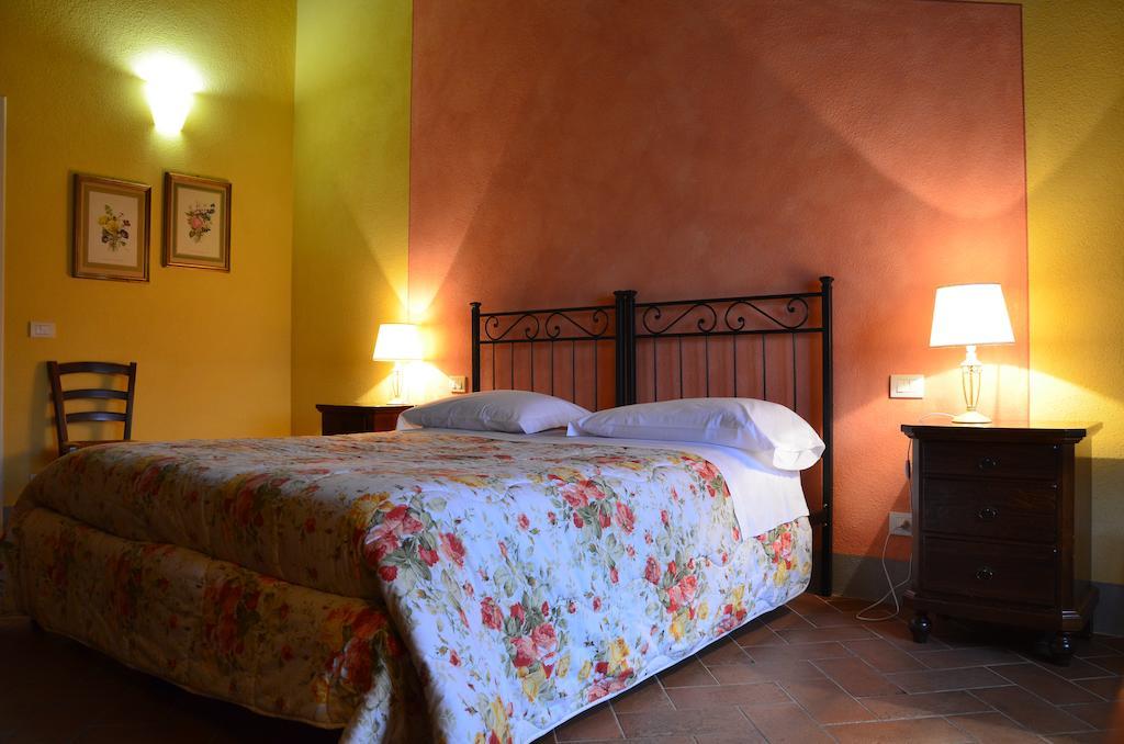 Agriturismo Al Podere Di Rosa Λούκα Δωμάτιο φωτογραφία