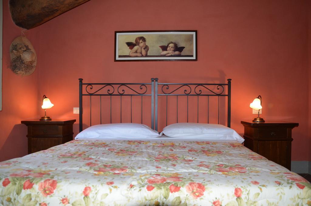 Agriturismo Al Podere Di Rosa Λούκα Δωμάτιο φωτογραφία